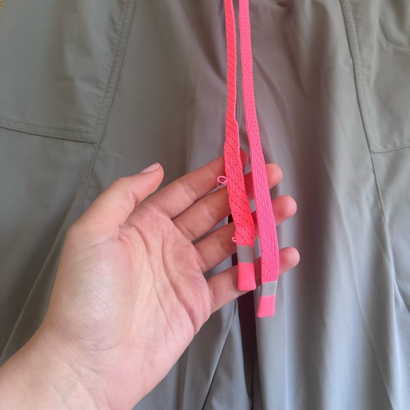 Fabletics Grey Gray Joggers Pant with Pink Laces - Used Once - Picture 4 of 4